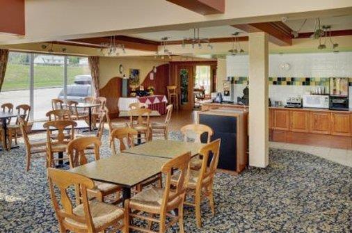 Lakeview Inns & Suites - هينتون المطعم الصورة